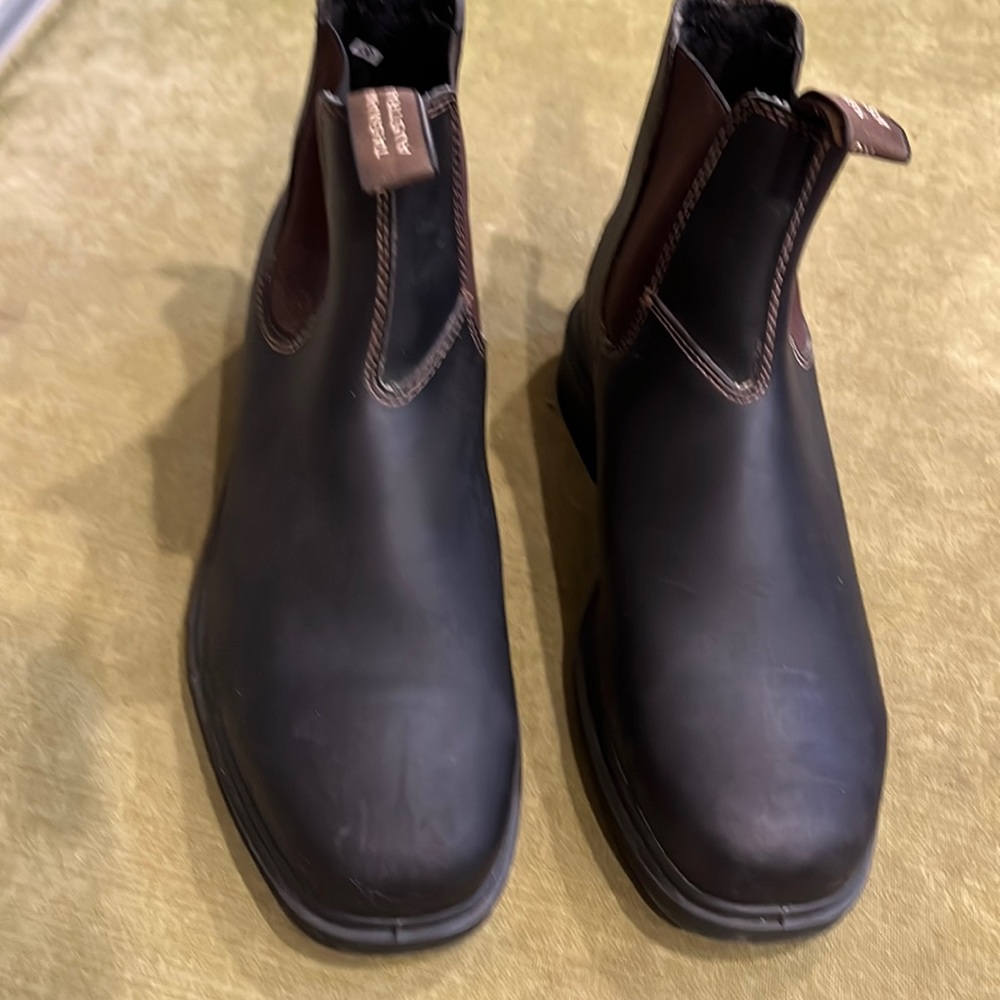 Blundstone Chelsea AU size 7.5